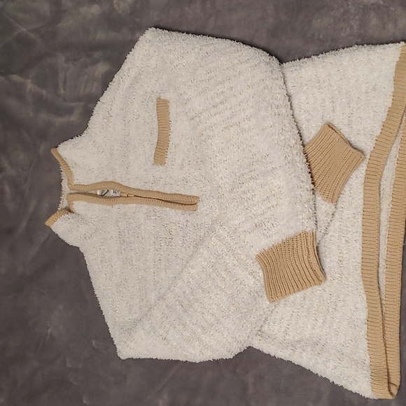 Women's Cropped Freshman 1996 Fuzzy Sweater S - Picture 2 of 6